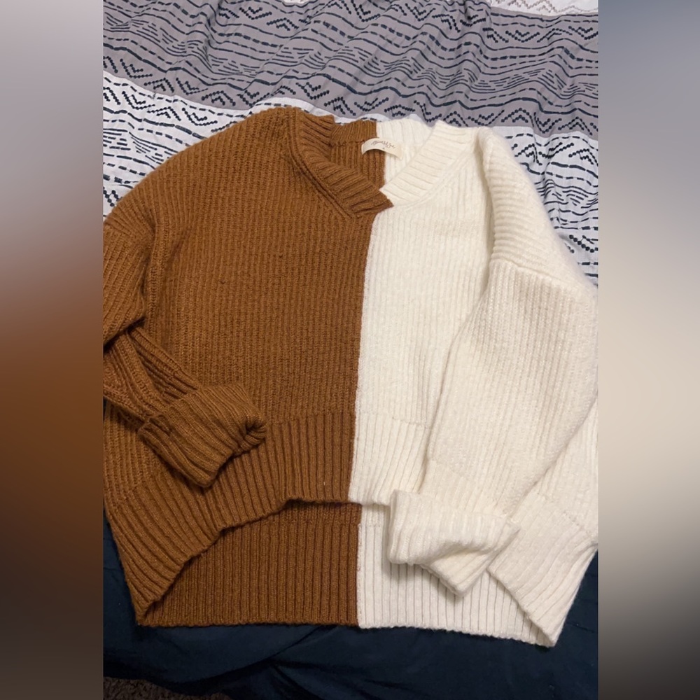 Arula Sweater